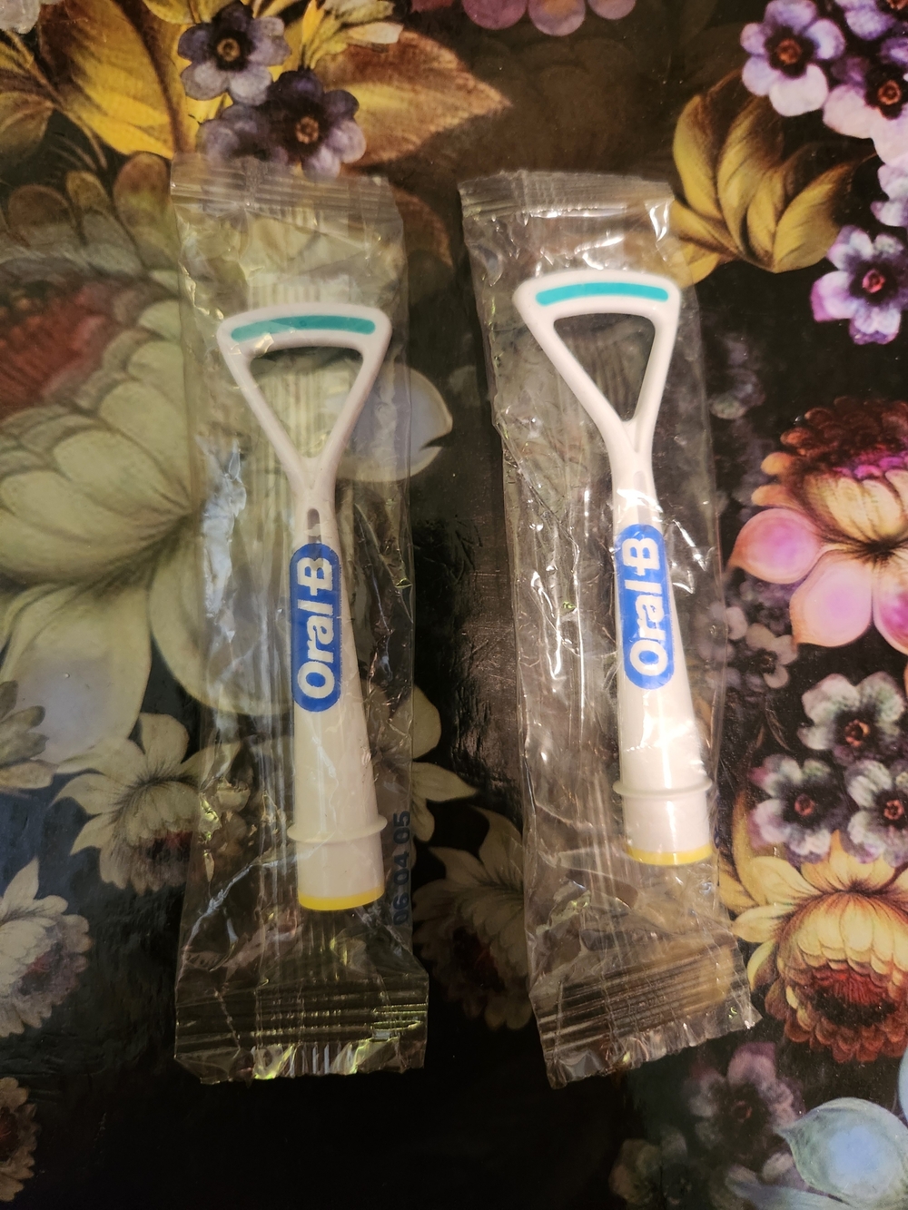 Braun Electric Toothbrush - Picture 6 of 9